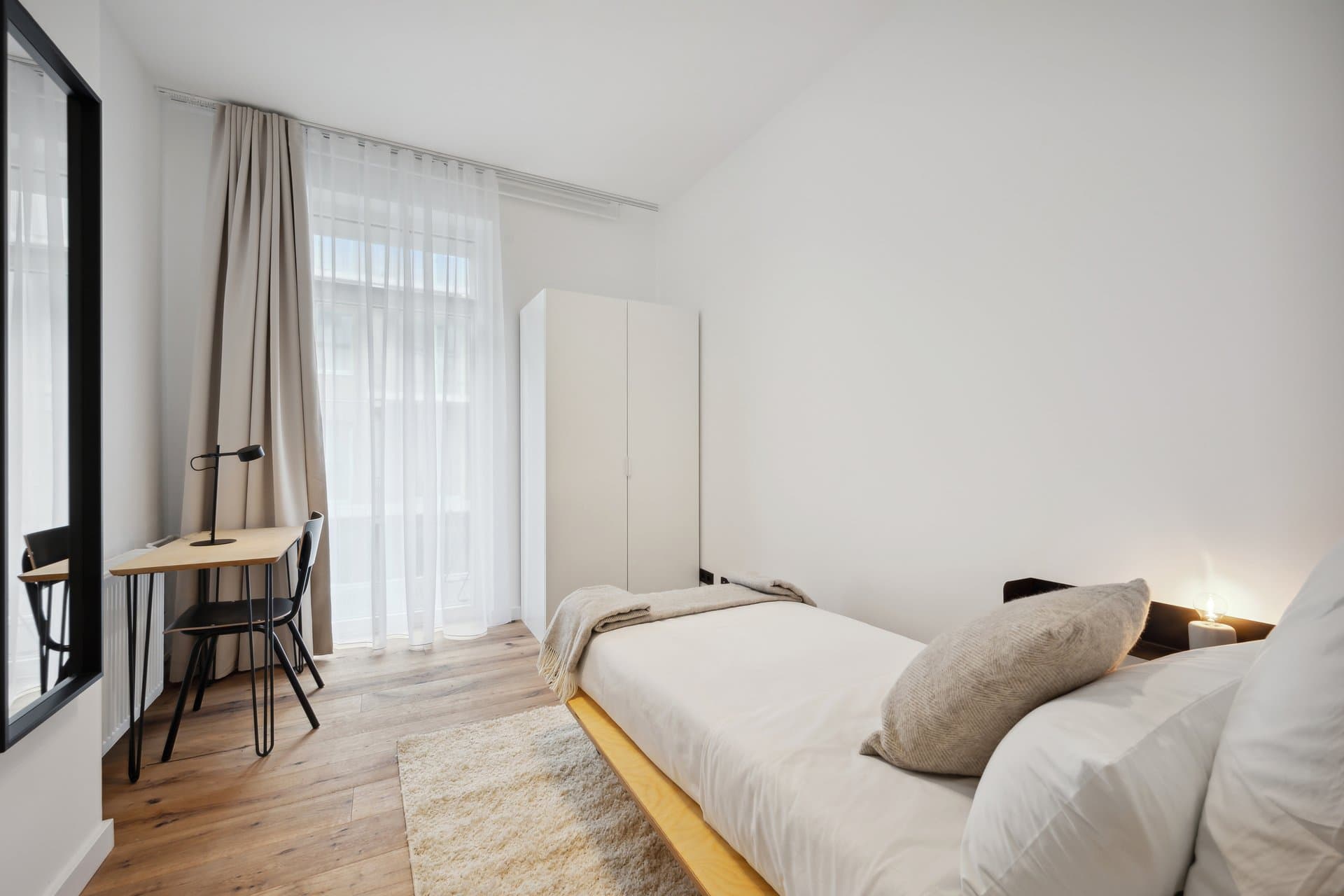 Marketing picture of unit DE-01-477-067-02