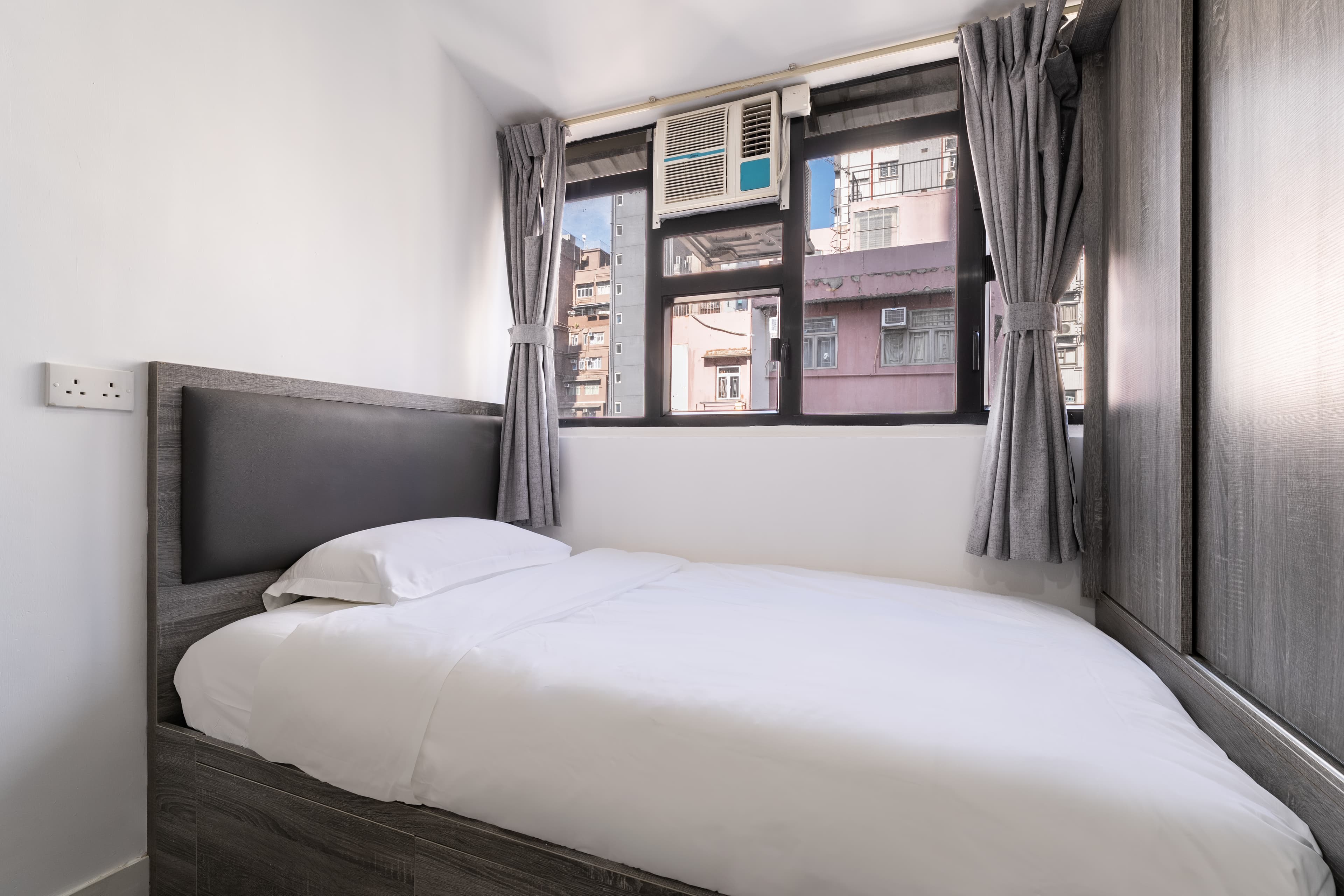 Marketing picture of unit HK-01-067-013-01
